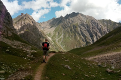 Sentier qui mène au refuge de la Balme