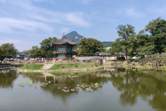 Le pavillon Hyangwonjeong